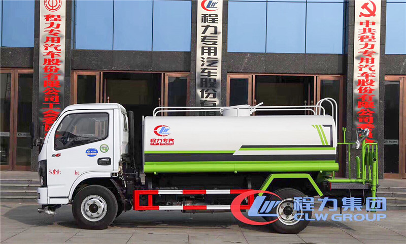 國六東風(fēng)小多利卡5方灑水車