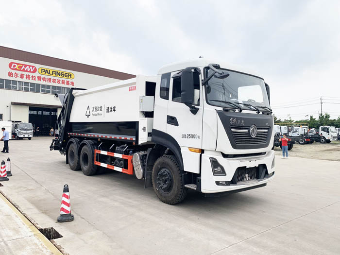 國六18立方東風天龍后雙橋壓縮垃圾車